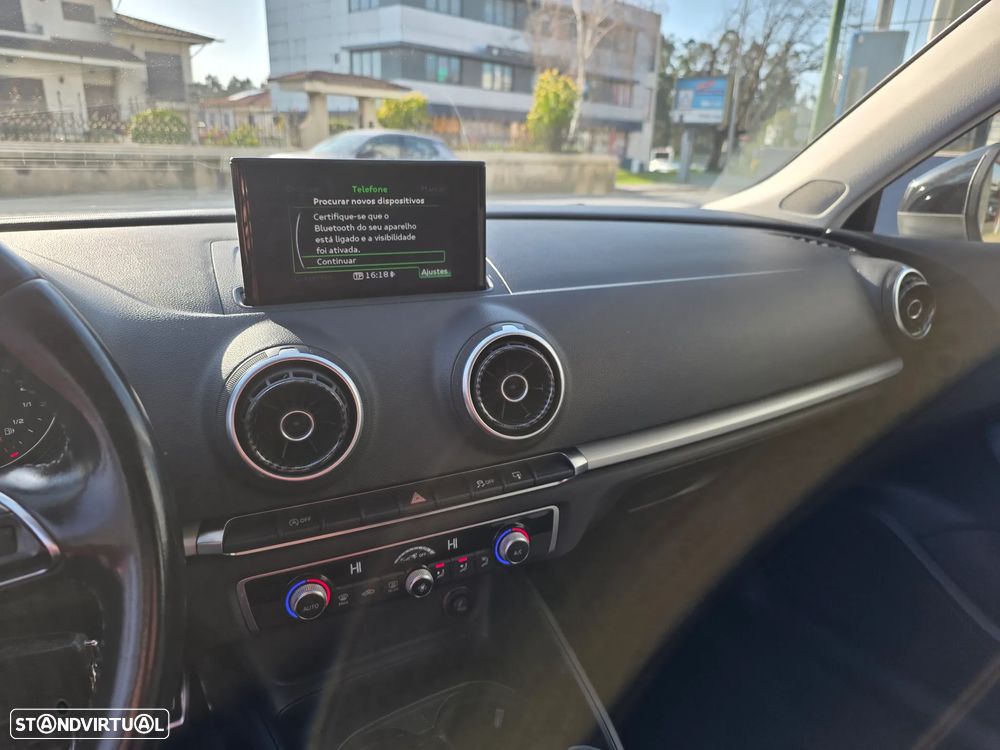 Audi A3 Sportback 1.6 TDI (clean diesel) S line Sport Pack - 29