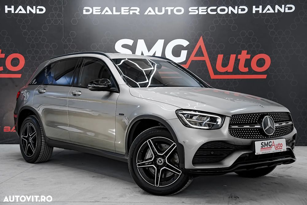 Mercedes-Benz GLC 300 e 4Matic 9G-TRONIC AMG Line Plus - 10