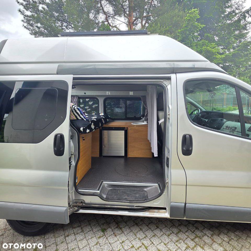 Renault TRAFIC - 11