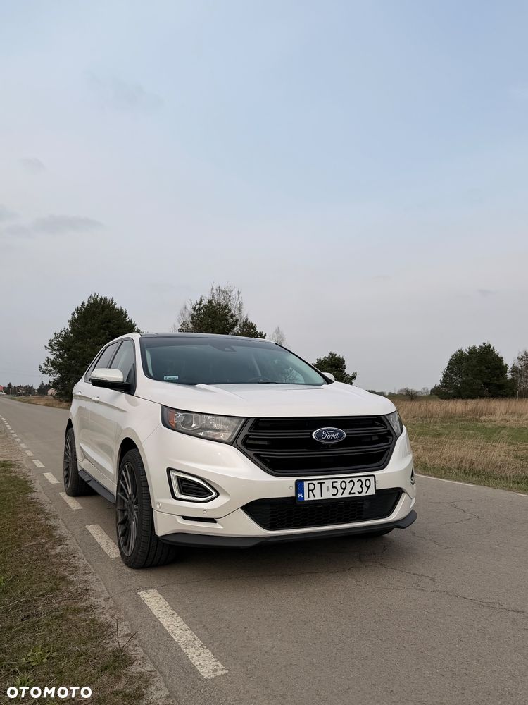 Ford Edge - 1