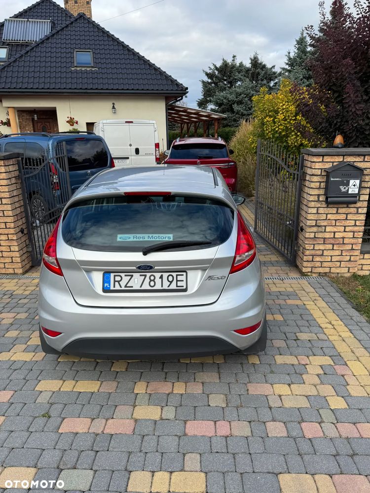 Ford Fiesta 1.25 Gold X - 11