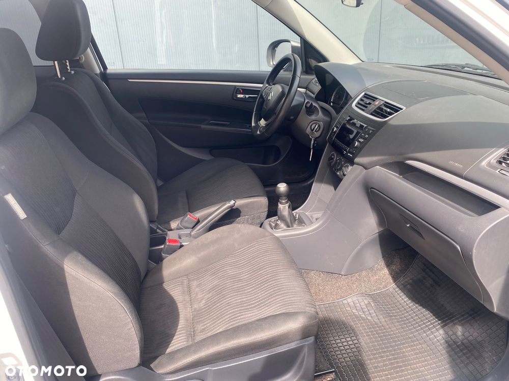 Suzuki Swift 1.2 Club - 7