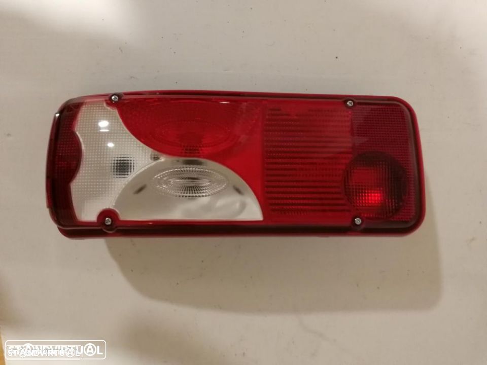 Farolim farol tras mercedes sprinter 2000 a 2013 (novo) - 1