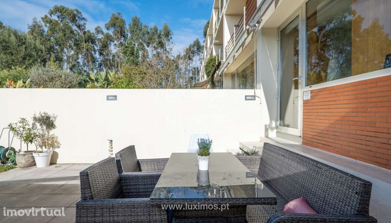 Moradia V4 com jardim em condomínio fechado na Maia - Grande imagem: 3/25