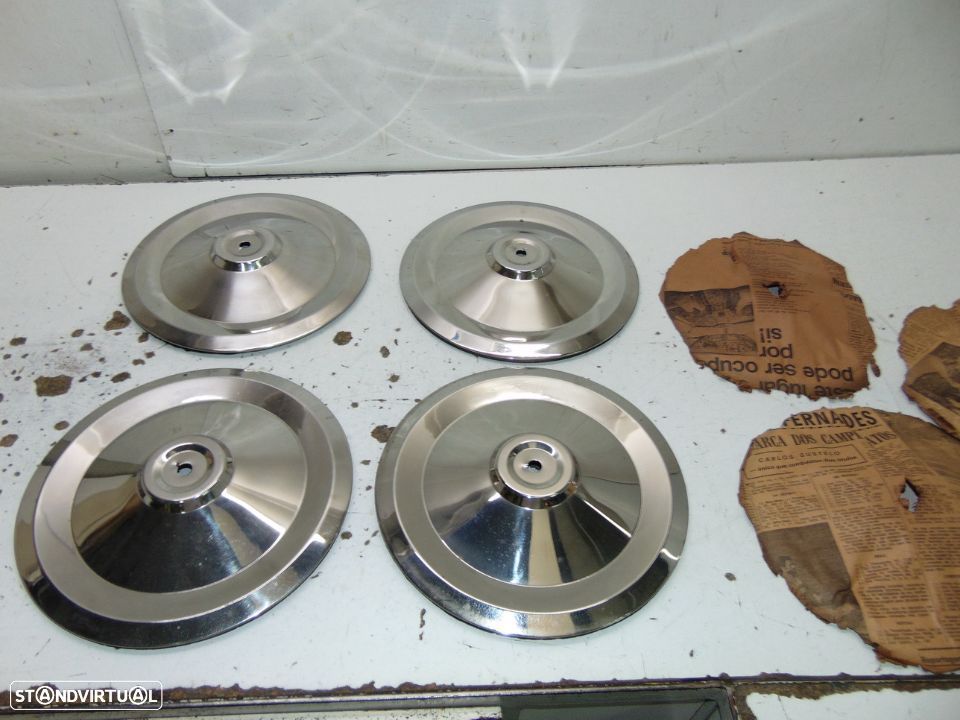 Peugeot 404 tampões roda - 1