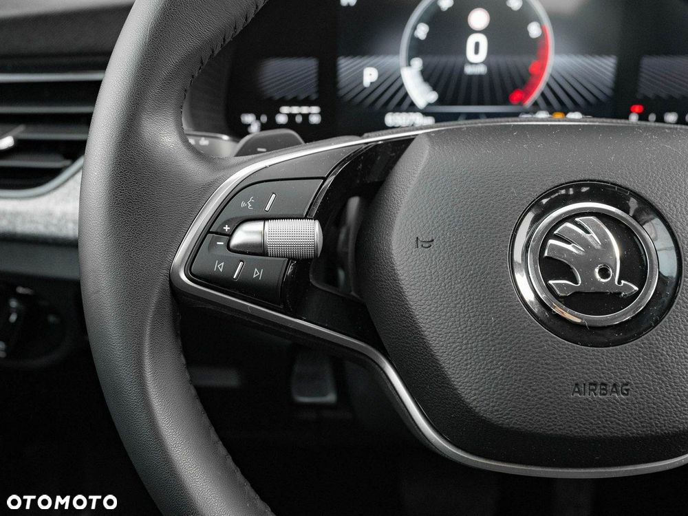 Skoda Scala 1.0 TSI Selection DSG - 17