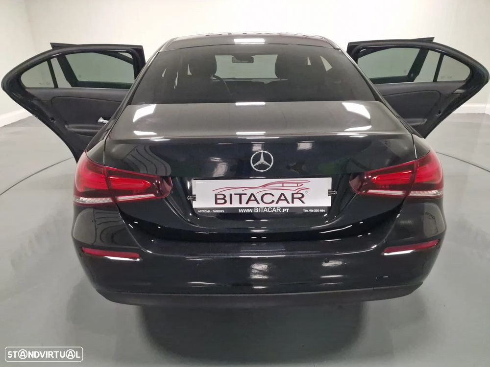 Mercedes-Benz A 180 Limousine d Style Plus Aut. - 31