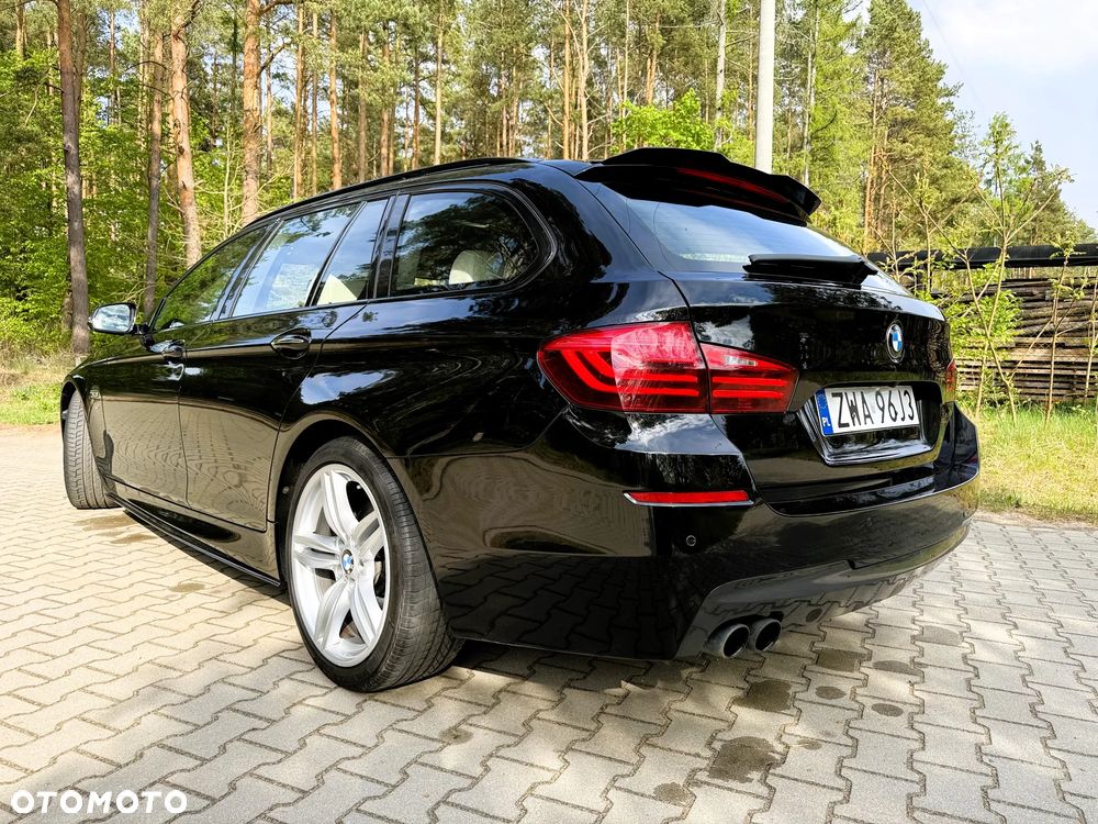 BMW Seria 5 525d Sport-Aut Luxury Line - 15