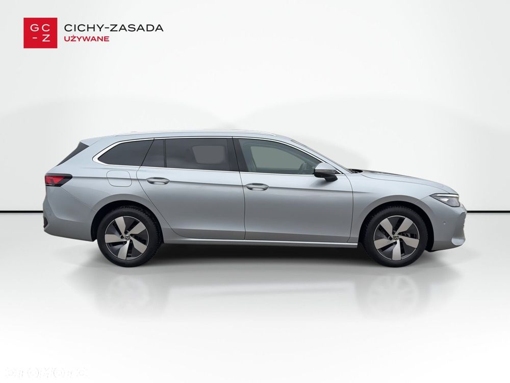 Volkswagen Passat Variant 2.0 TDI EVO Business DSG - 6