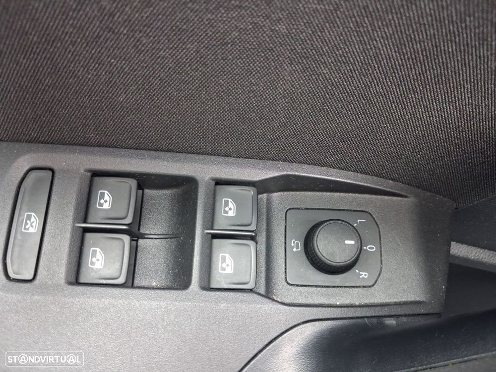 SEAT Arona 1.0 TSI FR - 10