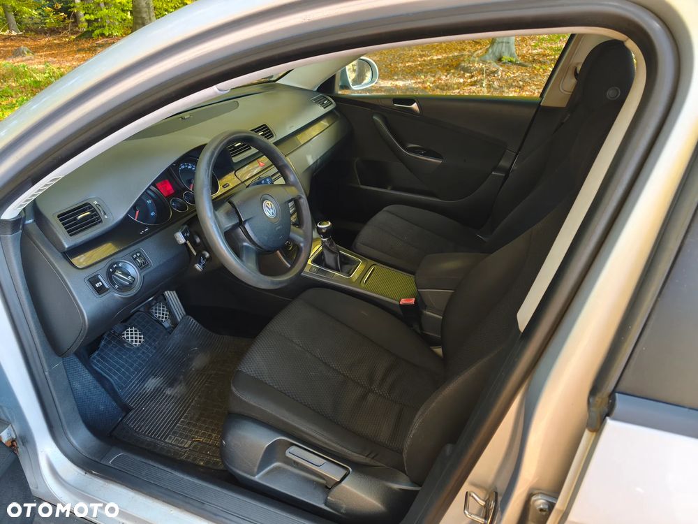 Volkswagen Passat - 10
