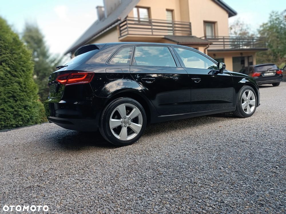 Audi A3 Sportback 1.6 TDI Sport - 17