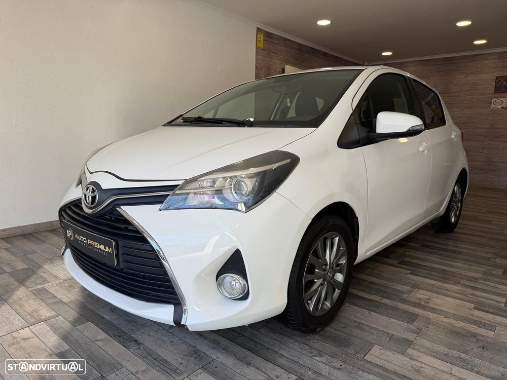 Toyota Yaris 1.0 VVT-i Comfort +PS Style+P.Techno - 4