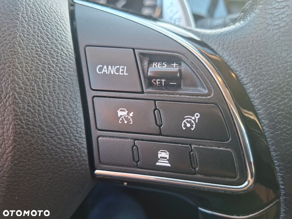 Mitsubishi Outlander 2.0 Intense 4WD CVT - 11