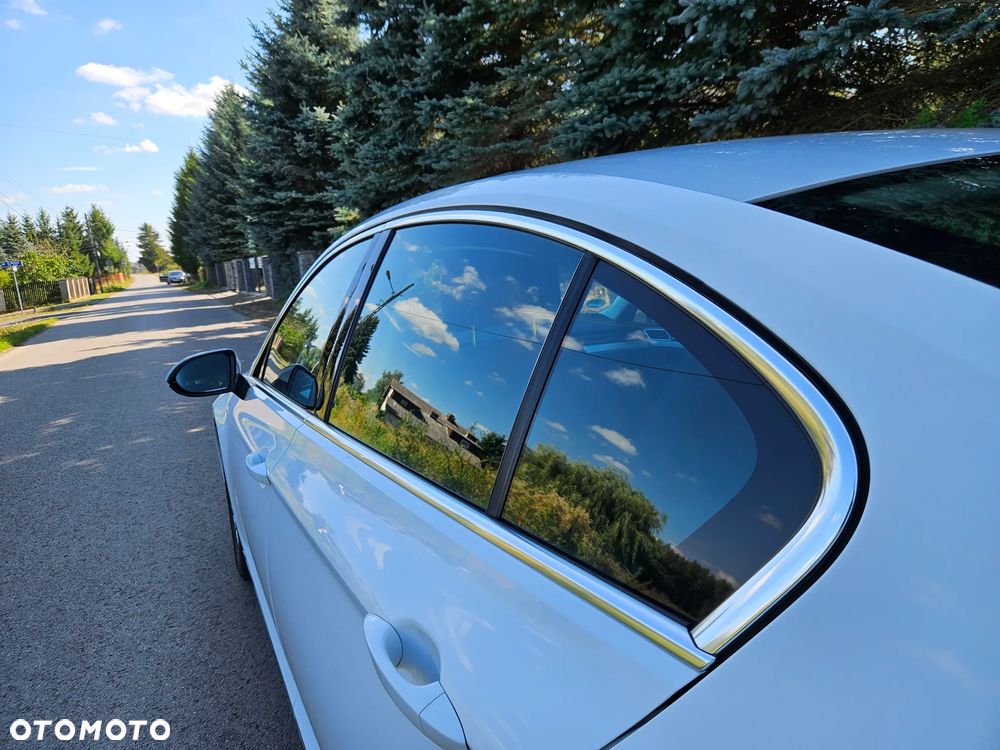 Volkswagen Passat 2.0 TDI BMT Comfortline - 5