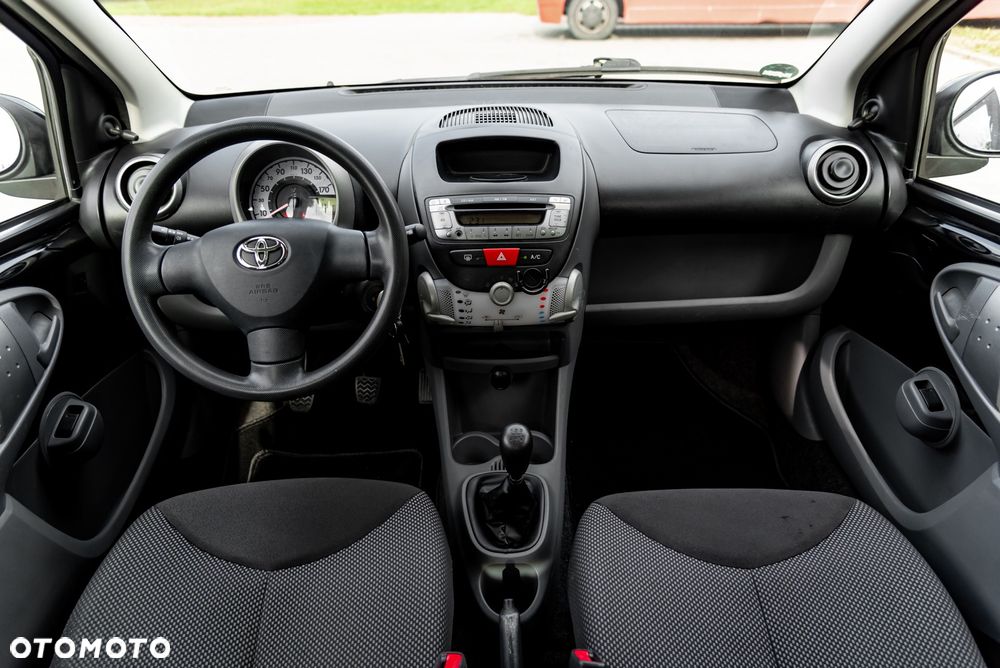 Toyota Aygo - 26