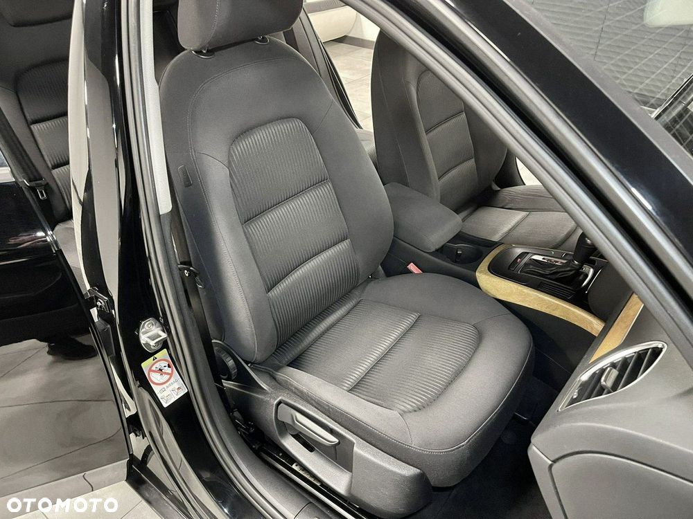 Audi A4 Limousine - 32