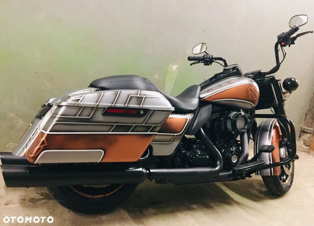 Harley-Davidson Touring Road King - 3