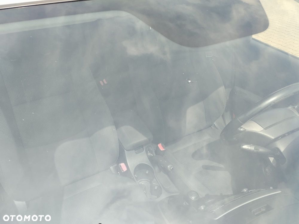Hyundai i30 1.6 CRDi Comfort - 37