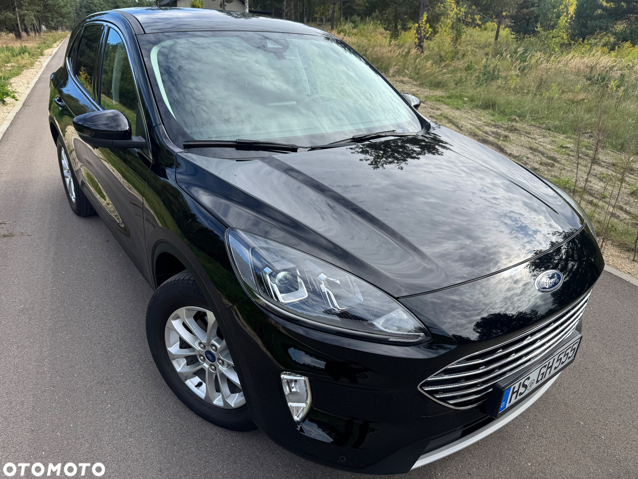 Ford Kuga 1.5 EcoBlue TITANIUM - 2