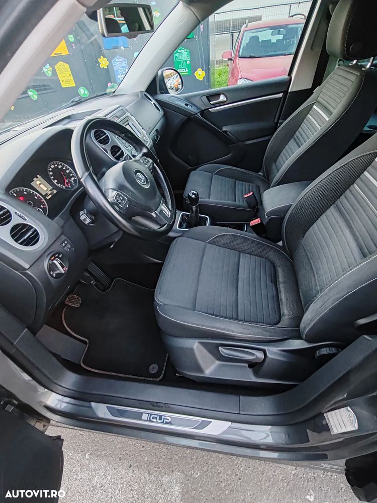 Volkswagen Tiguan 2.0 TDI DPF BlueMotion Technology Cup Sport & Style - 20