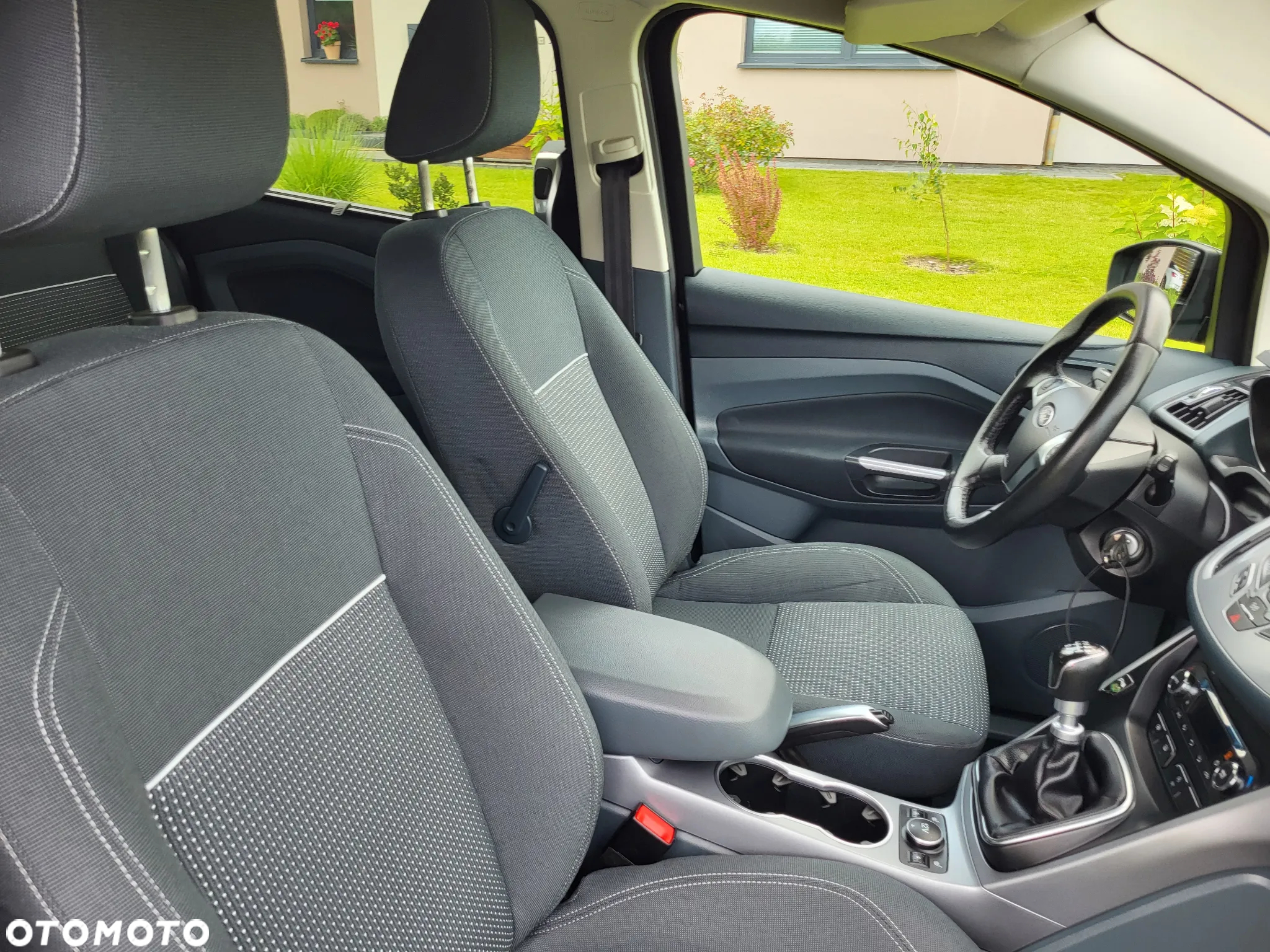 Ford Grand C-MAX 1.0 EcoBoost Start-Stopp-System SYNC Edition - 19