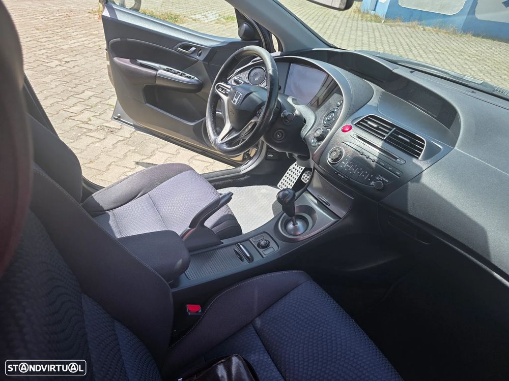Honda Civic 1.4 i-VTEC Sport Edition - 16