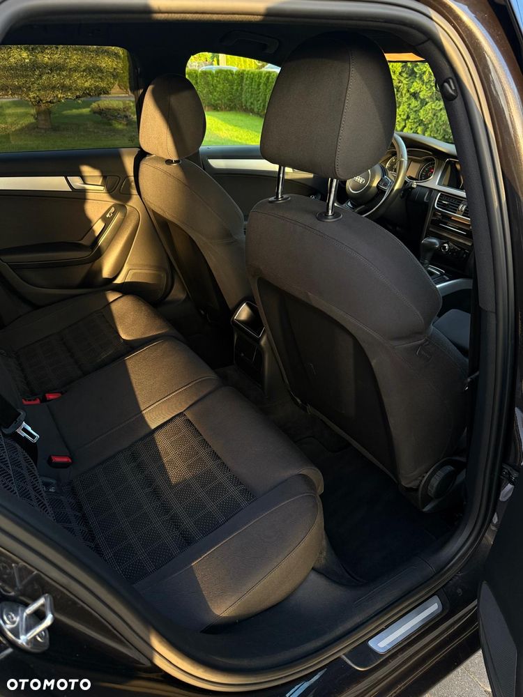 Audi A4 Avant 2.0 TDI Quattro S tronic - 5