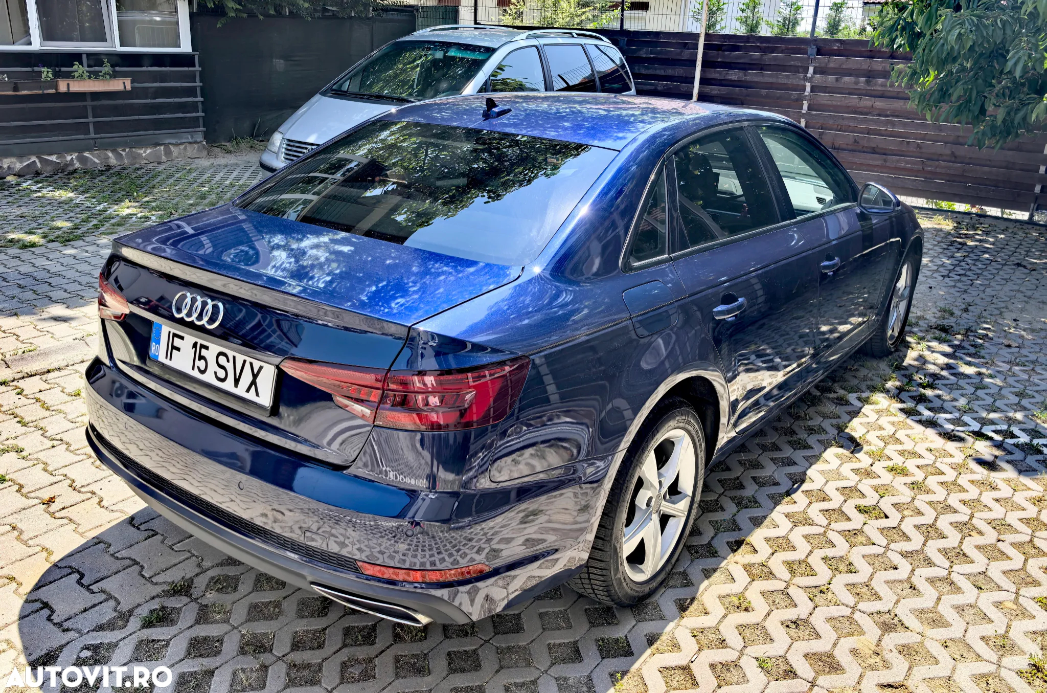 Audi A4 2.0 TDI S tronic Design - 5