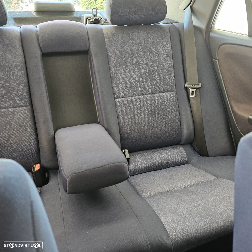 Mitsubishi Carisma SD 1.3 Comfort - 17