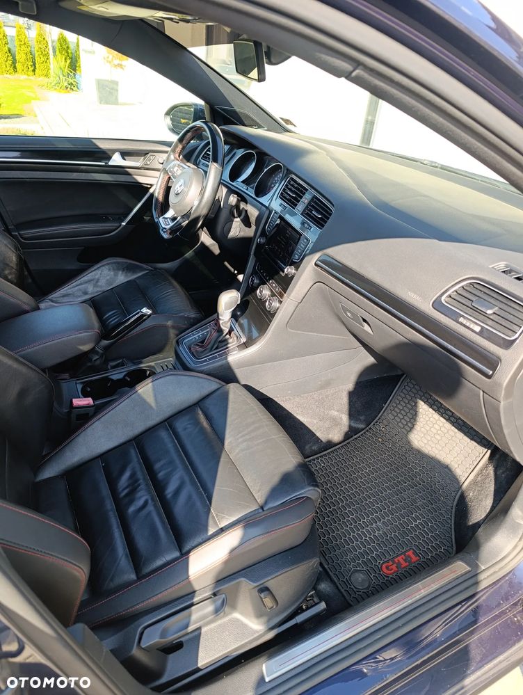 Volkswagen Golf 2.0 GTI DSG - 10