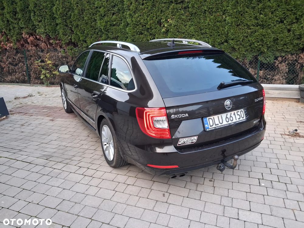 Skoda Superb 2014 photo 3