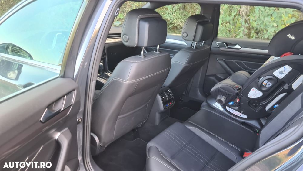 Volkswagen Passat Alltrack 2.0 TDI DSG 4Motion Comfortline - 18