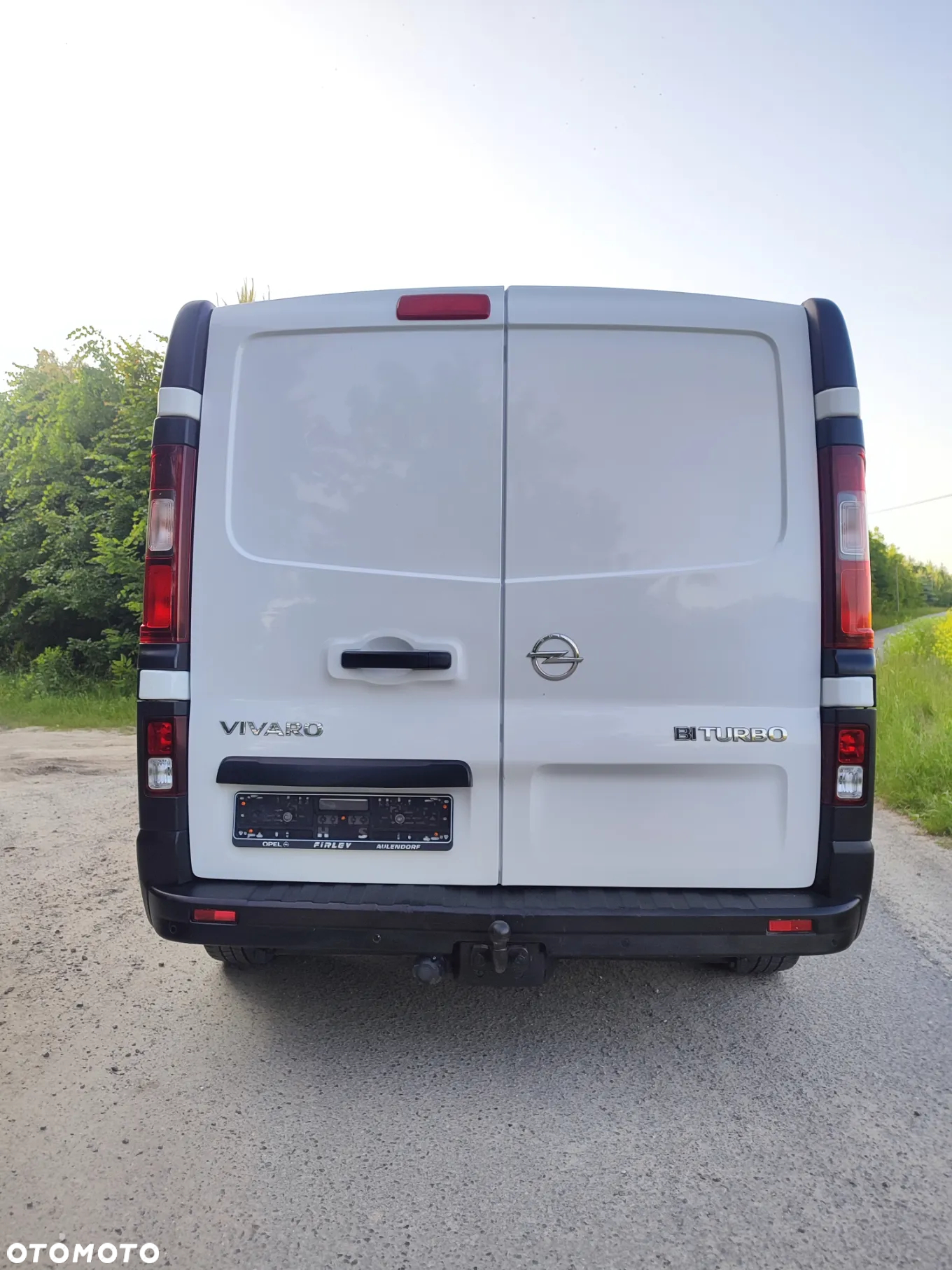 Opel VIVARO B - 8