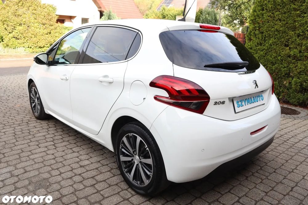 Peugeot 208 1.2 PureTech Allure S&S - 4