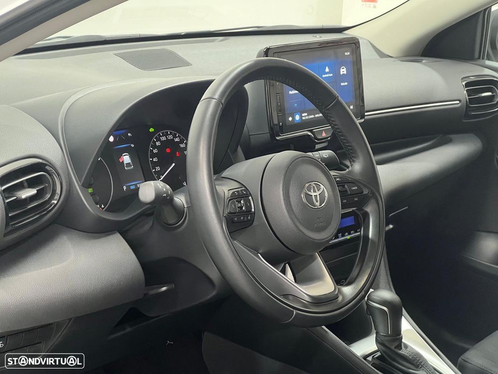 Toyota Yaris 1.5 HDF Comfort Plus - 10