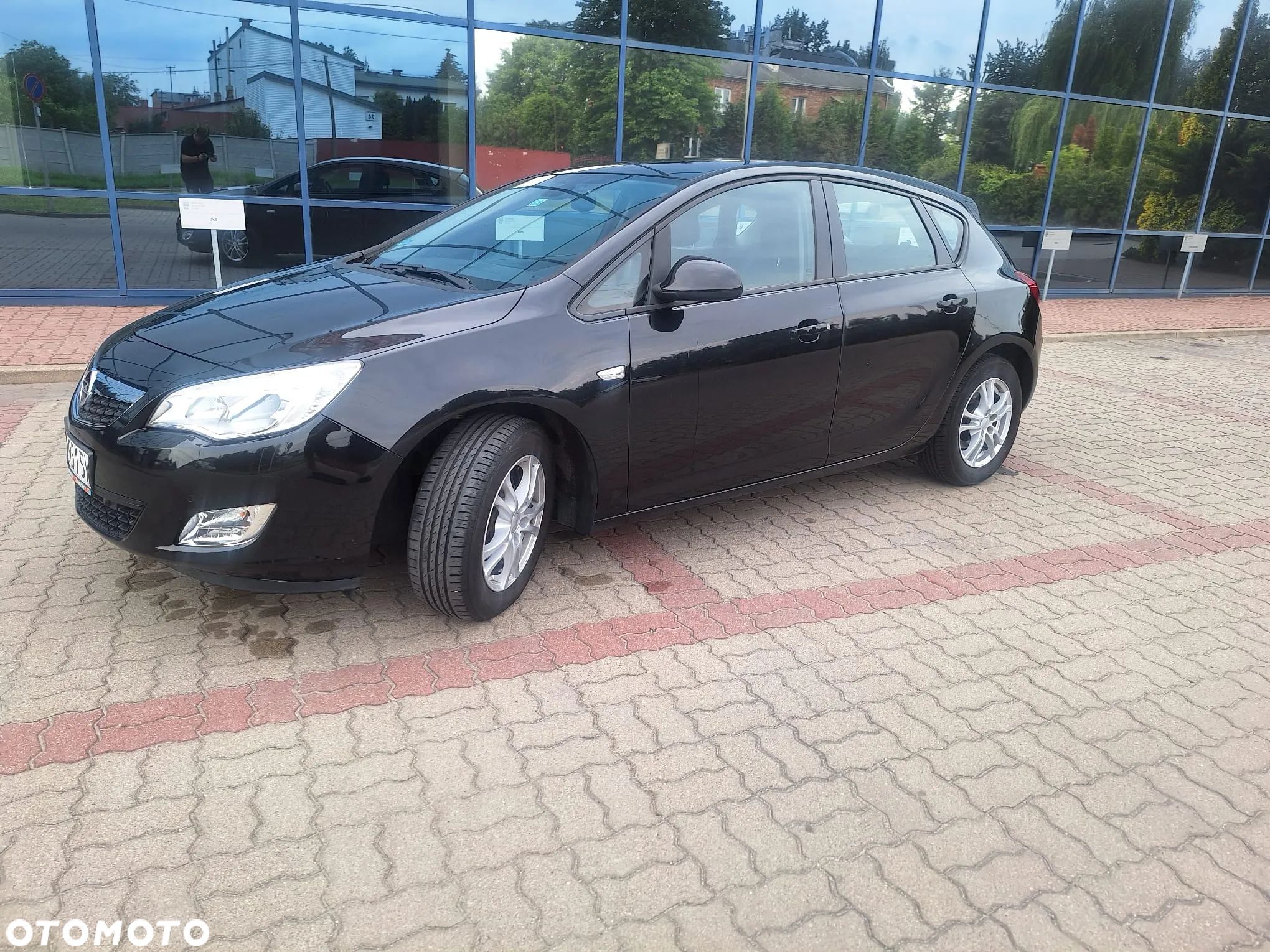 Opel Astra IV 1.6 T Cosmo - 1