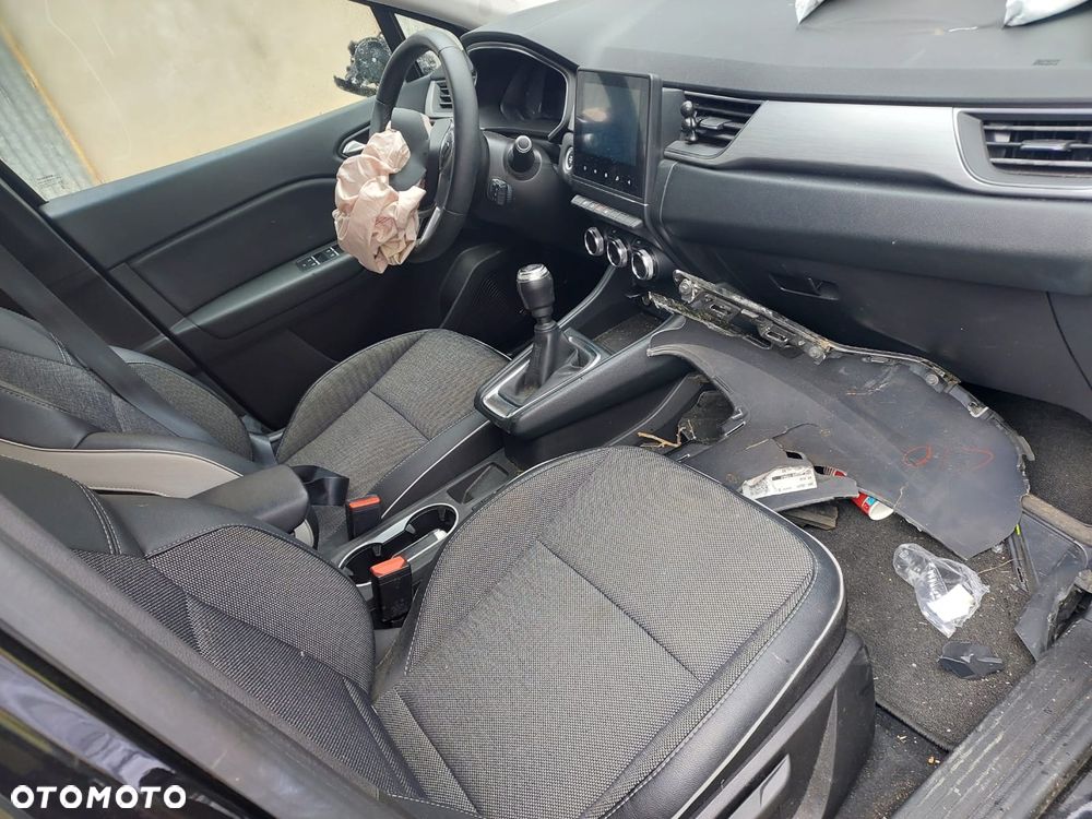 Renault Captur TCe 90 BUSINESS EDITION - 11