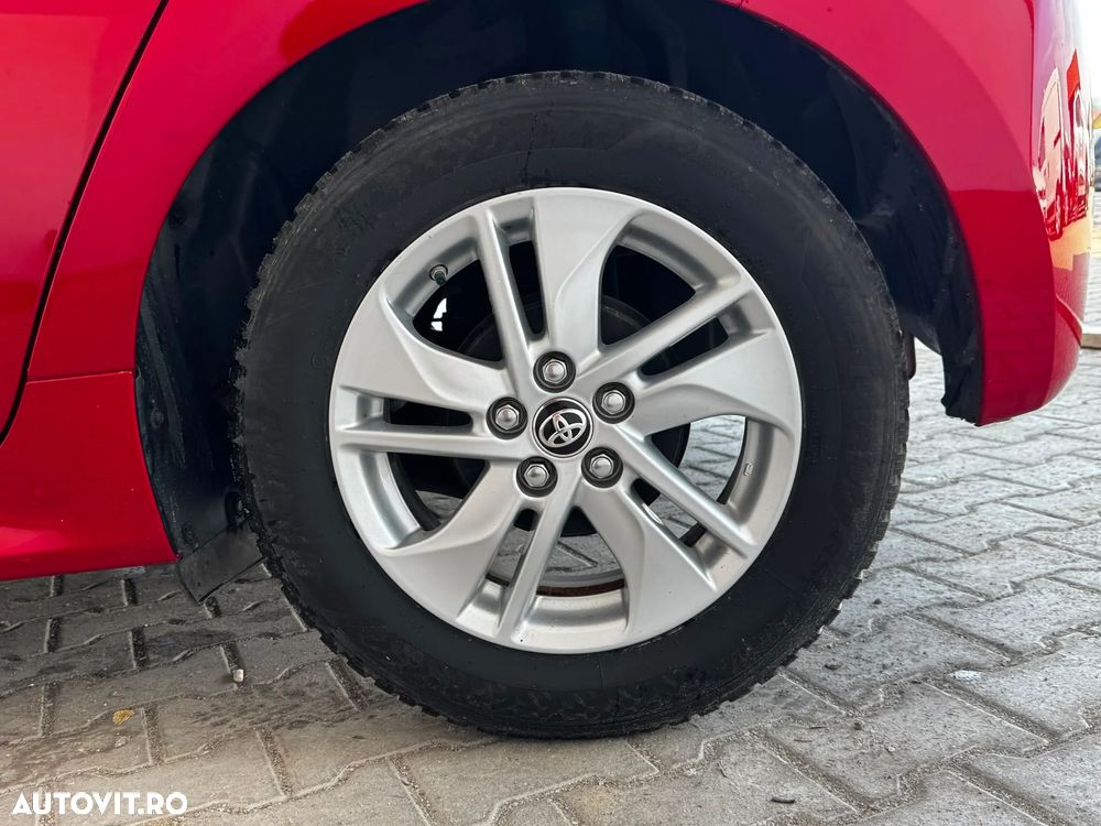 Toyota Yaris 1.5 L Dynamic - 6