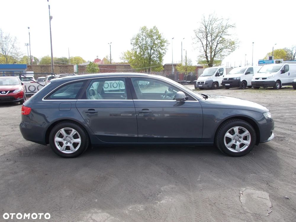 Audi A4 Avant 2.0 TDI Multitronic - 5