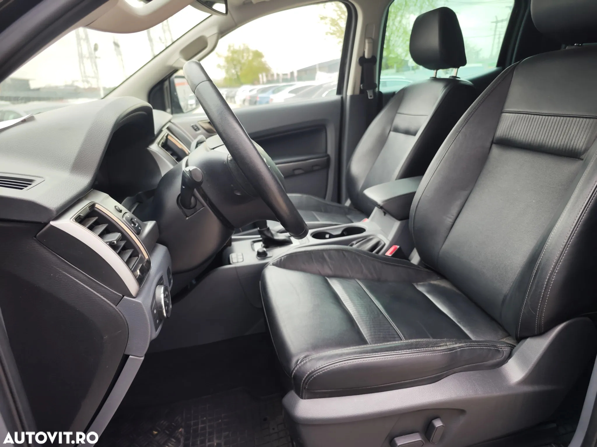 Ford Ranger Pick-Up 3.2 Duratorq 200 CP 4x4 Cabina Dubla Limited Aut. - 9