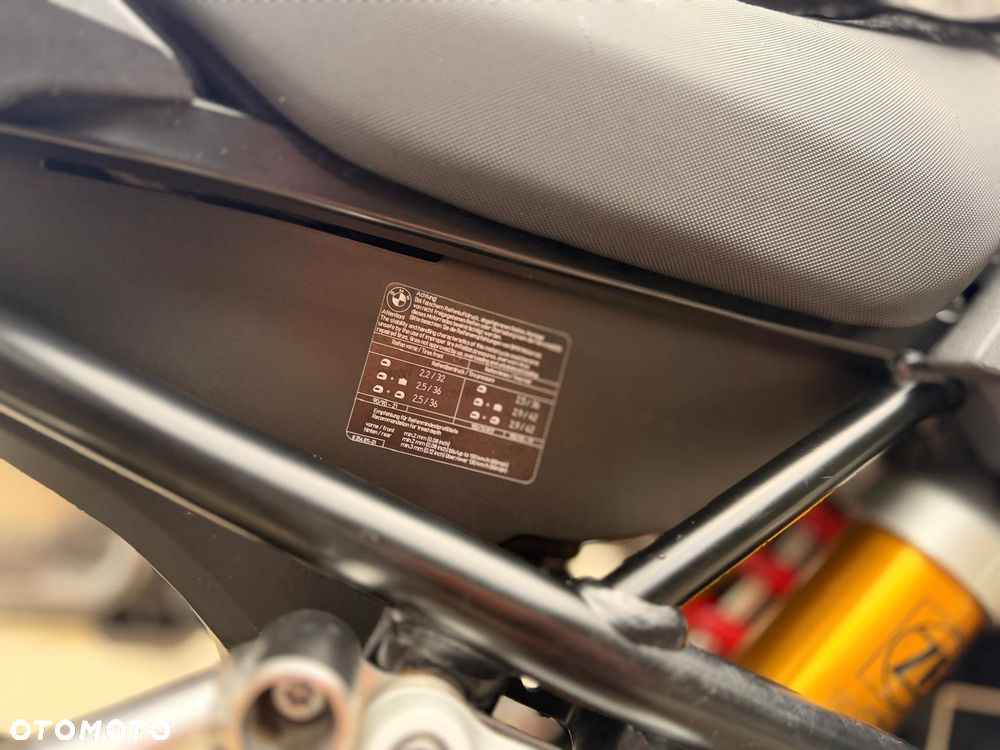 BMW GS - 9