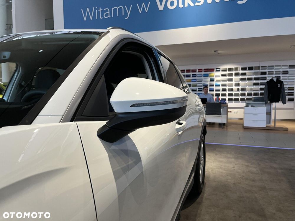 Volkswagen T-Roc - 16