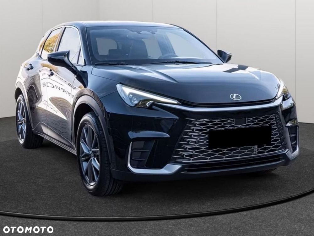 Lexus LBX 1.5 Hybrid - 4
