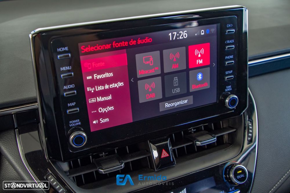 Toyota Corolla Touring Sports - 33