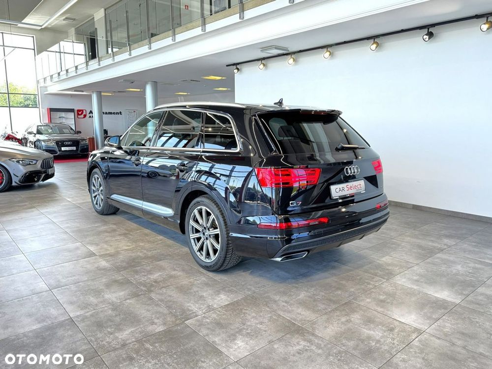 Audi Q7 - 6