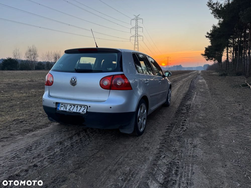 Volkswagen Golf 1.6 Q-Line - 6