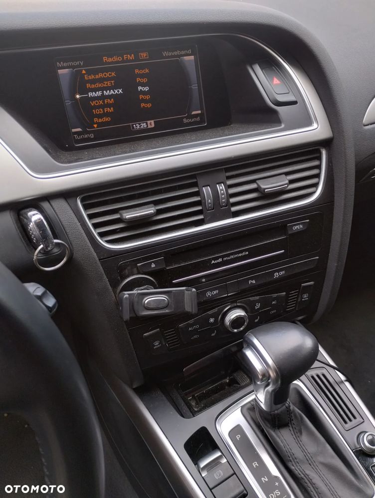 Audi A4 Avant 2.0 TDI DPF quattro S tronic Attraction - 10