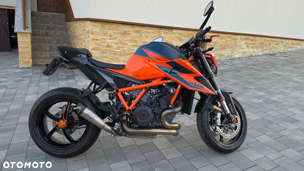 KTM Super Duke - 1