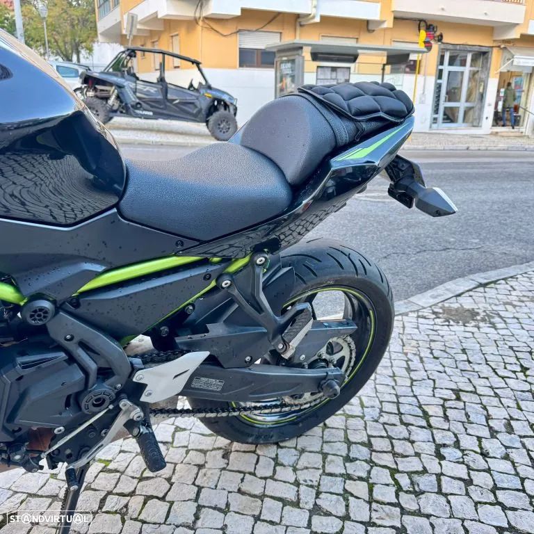 Kawasaki Z 650 - 21